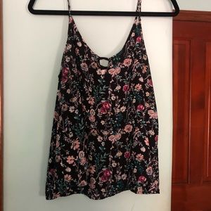 Black floral flowy tank top